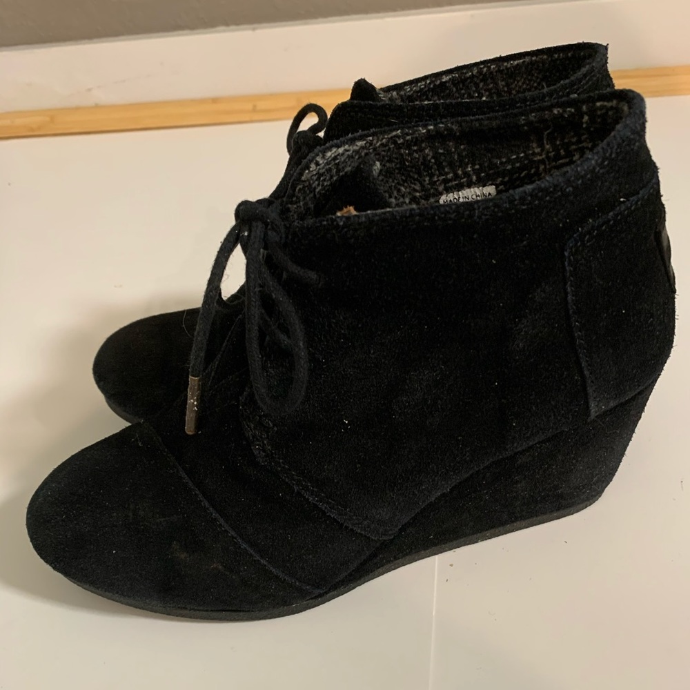 Toms Lace Up Wedge Booties